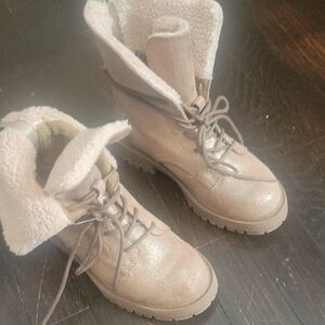 NWT Steve Madden Tan Kids Boots